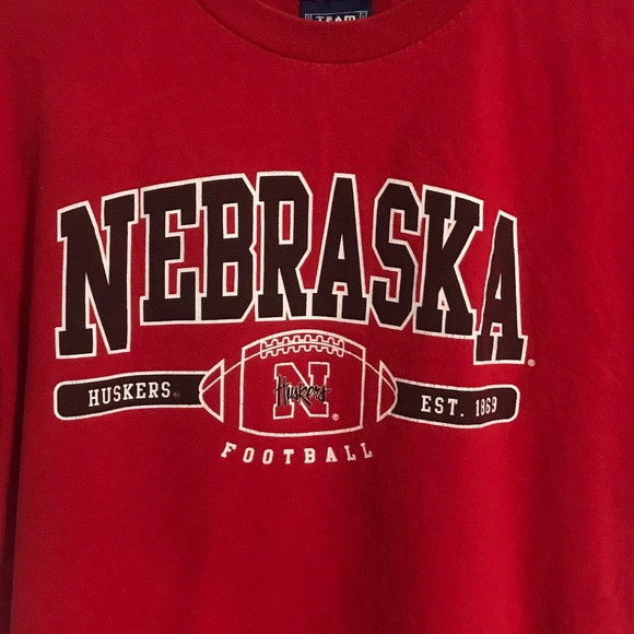 Nebraska Cornhuskers T-shirt - Picture 2 of 4